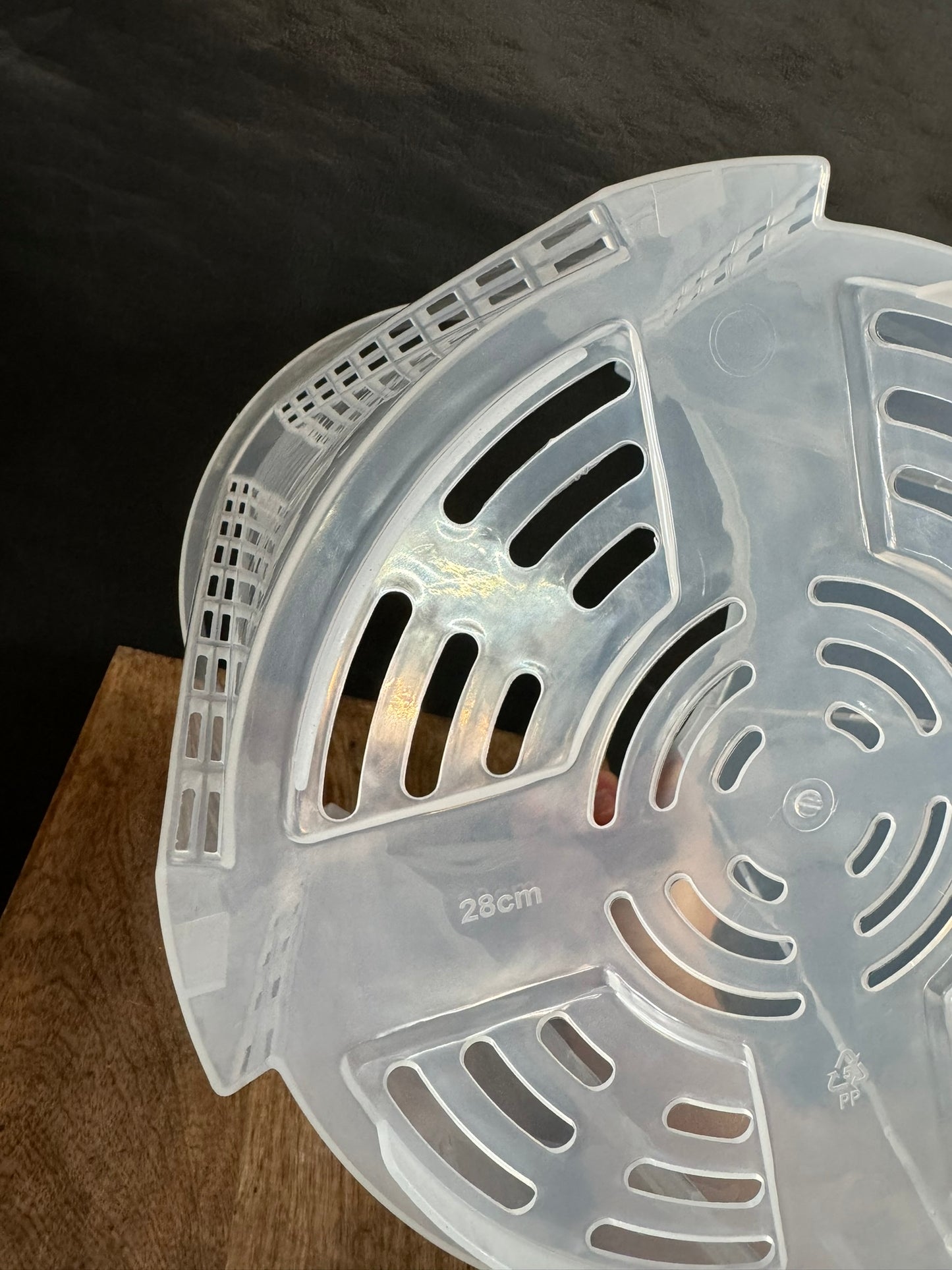 Runde belüftete transparente Töpfe